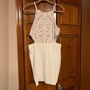 Bebe White and Cream Sleeveless Dress